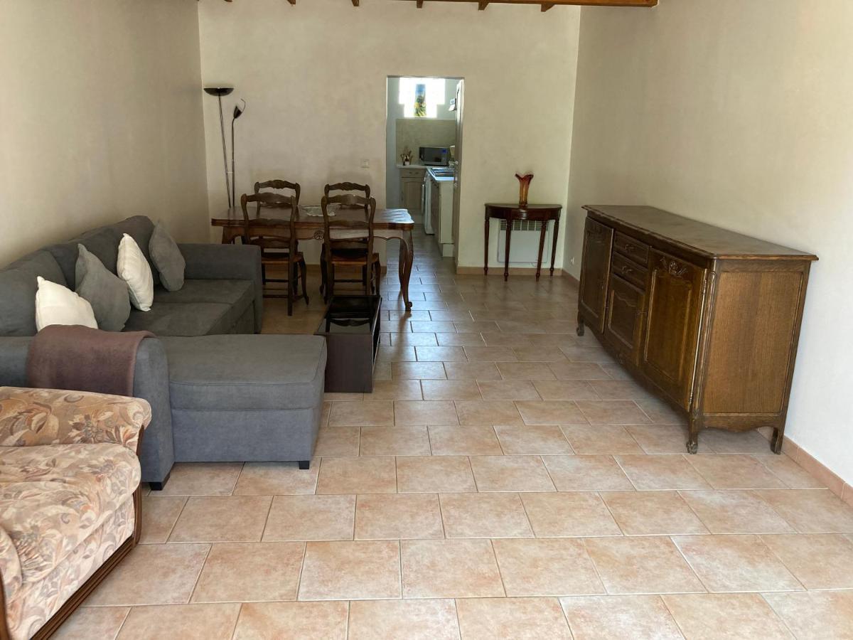 Auberge Les Olivades Mallemort Bagian luar foto